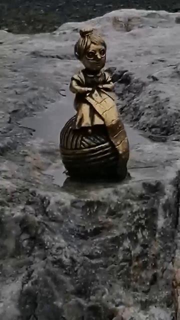 МАЛЕНЬКИЙ ПАМЯТНИК