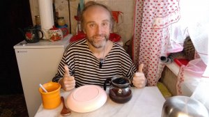 Перекус с Цецилией. Смузя. Рыжуля проспал еду. Мукбанг. Обжор. Еда на камеру. Диета. Шизофрения.