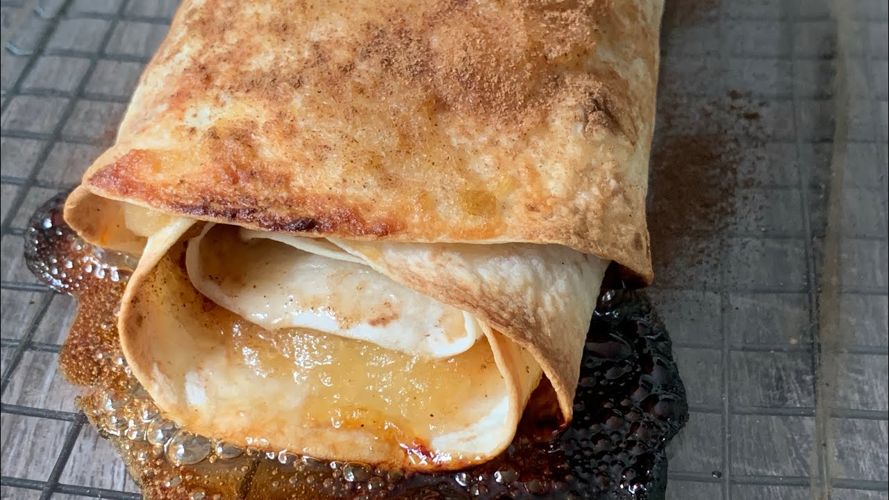 Tortilla Apple Cinnamon Hot Roll / Тортилья Горячий Яблочный Рулет ( вкусно, быстро)