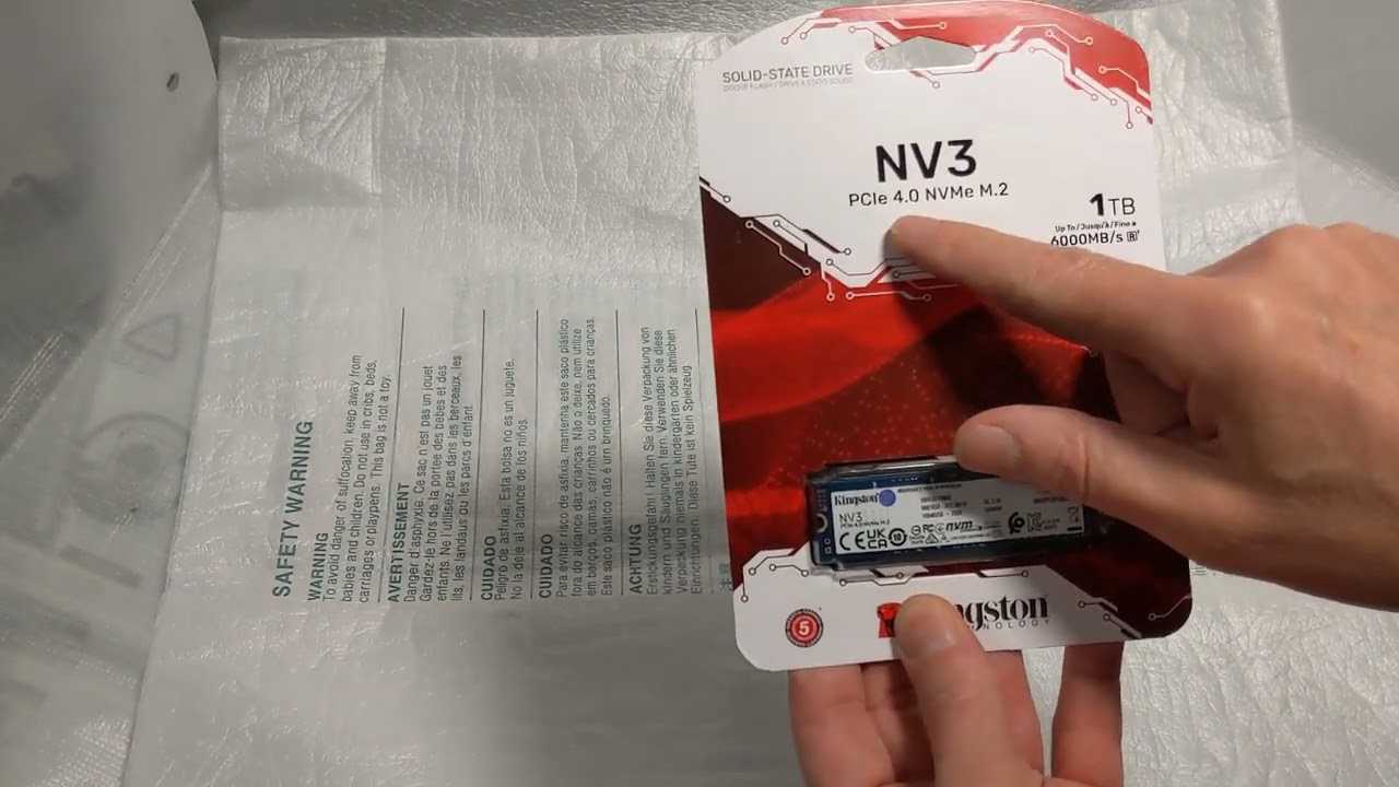 Распаковка Kingston NV3 1TB