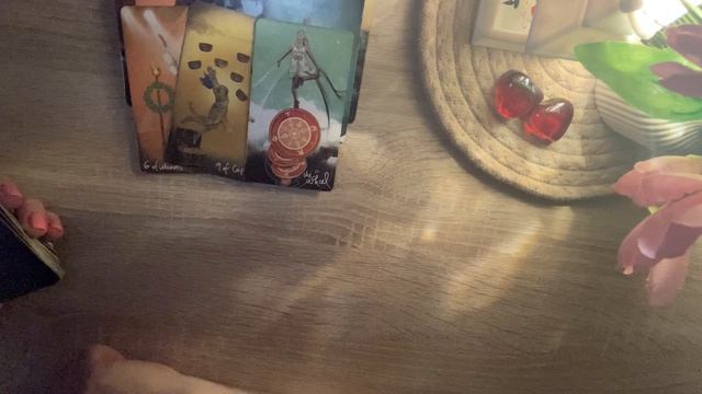 НА ЧТО СТОИТ ОБРАТИТЬ ВНИМАНИЕ❓❗️🌺РАСКЛАД ТАРО