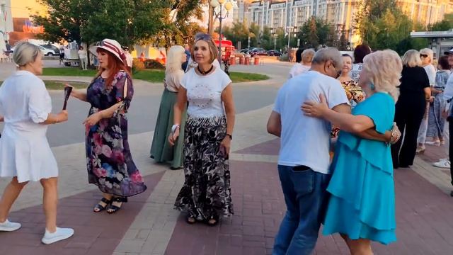 16 августа.Голову выше,спину ровней...