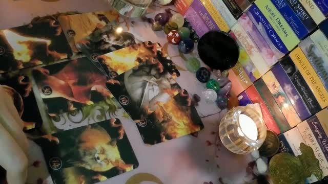 ❗ПРЯМО СЕЙЧАС В ЕГО ЖИЗНИ ПРОИСХОДИТ😎🌋 таро расклад