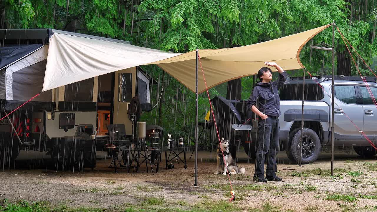 Новый пикап за $40 000 и автоматический тент-прицеп за $9 900 ☔ Кемпинг под сильным дождём