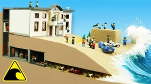 Цунами срывает ограбление банка — эксперимент LEGO с прорывом плотины