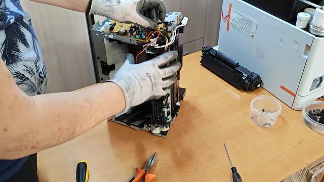 HP LaserJet P1505n - Разборка / Подготовка к ТО
