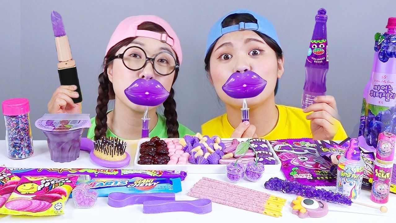 Магазин товаров повседневного спроса Фиолетовая еда Желейный десерт Mukbang