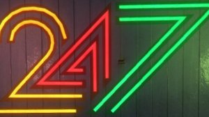 Вот и все лето прошло не заметно, но планы выполнены прошел гта 5 \\ как фильм прикольно как не как.
