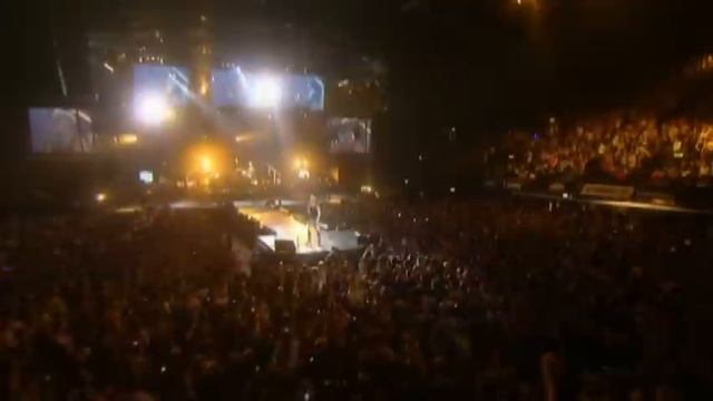 P!NK - Leave Me Alone (I'm Lonely) (Live From Wembley Arena, London, England)