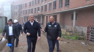 Радий Хәбиров математика лицейы төҙөлөшө урынында күсмә кәңәшмә үткәрҙе