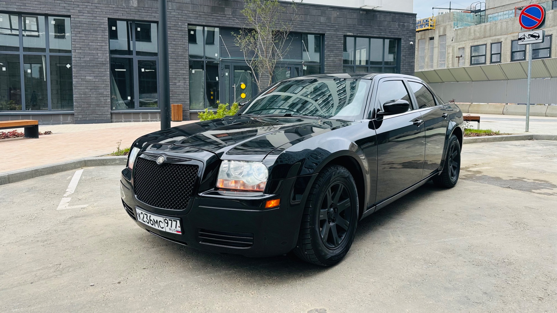 300c