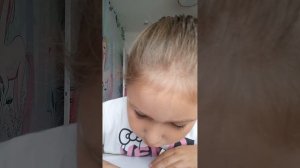 я делаю наклейки