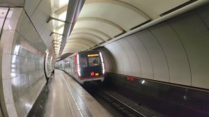 Поездка по Филёвской линии метро 🚇. Маршрут: Москва-Сити - Деловой Центр.