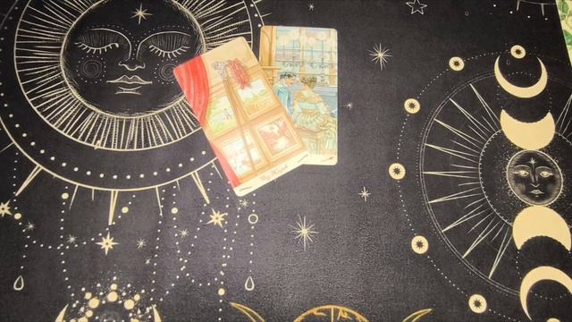 Новый мужчина на пороге? Гадание онлайн #таро #бесплатноегадание #гаданиеналюбовь #гаданиеотношения