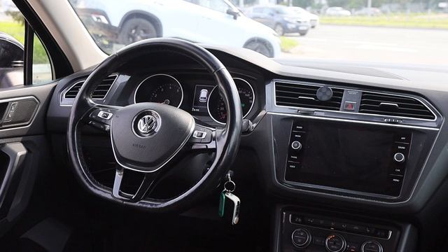 Volkswagen Tiguan чёрный