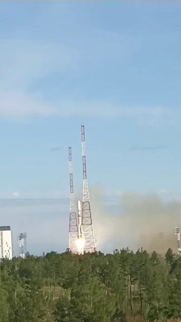 Запуск космического аппарата дистанционного зондирования земли с космодрома Восточный