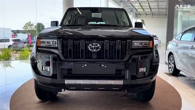 TOYOTA PRADO 250 LUX