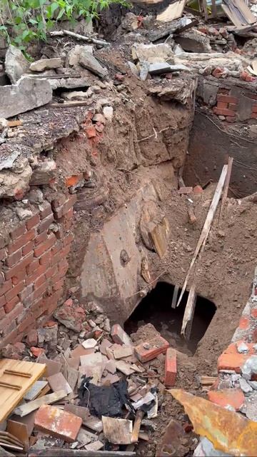 Старый немецкий танк откопали во дворе университета в Казани