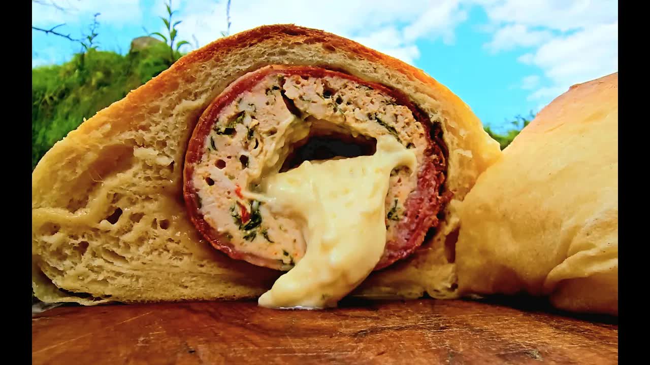 Пир для настоящего любителя курицы, бекона и сыра (расслабляющие звуки, ASMR, природа в 4K)