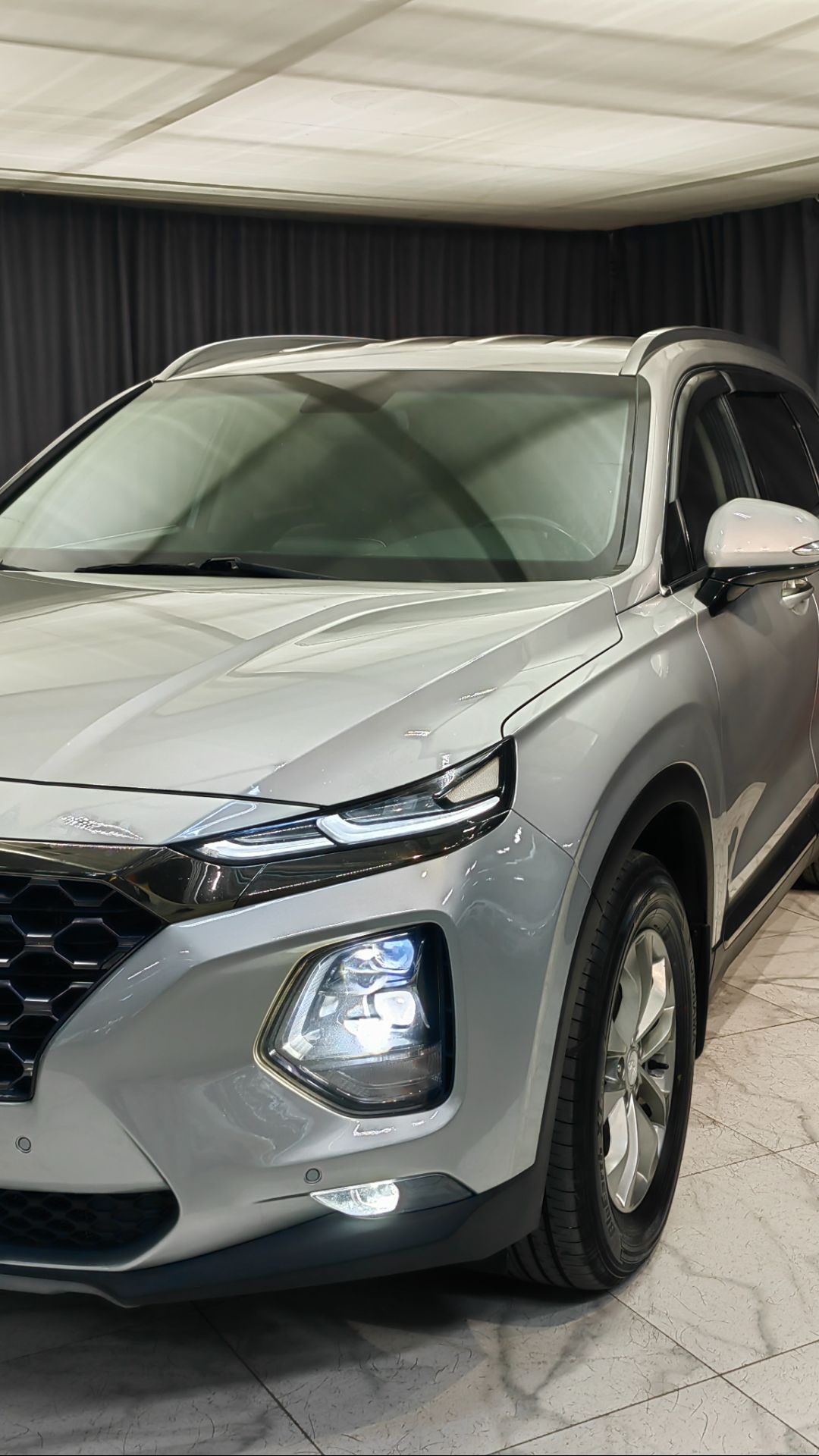 Обзор Hyundai Santa Fe 2019 года выпуска