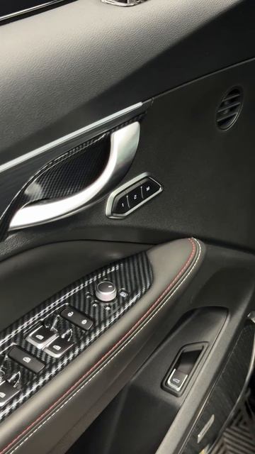 Geely Tugella 2023