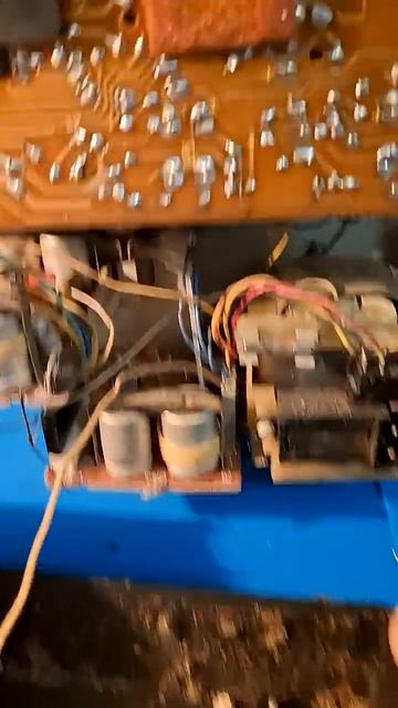 Магнитофон Весна 207 стерео СССР сдесь явно была жизнь_Tape Recorder Spring 207 Stereo USSR Repairs