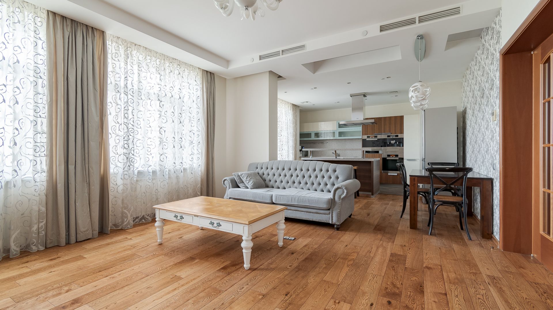 Прекрасная современная квартира! Аренда 4-комнатной квартиры, 180 м² (ID 40956)