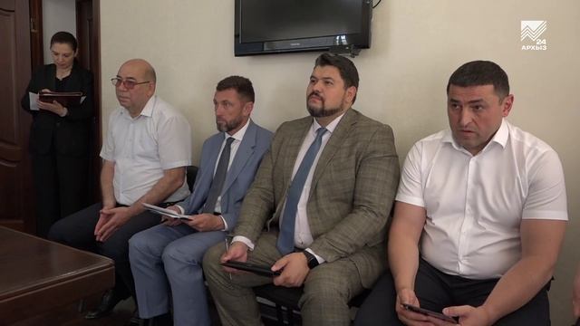 Глава КЧР Рашид Темрезов посетил с рабочей поездкой Ногайский район