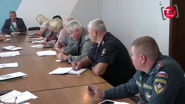 ПОДГОТОВКА К ПРАЗДНОВАНИЮ ДНЯ ГОРОДА КИРОВА