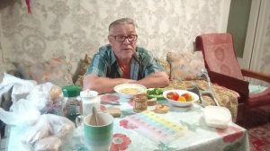 Мукбанг... Обедаем вместе. Почему у нас так - Отвечаю на комментарии зрителей