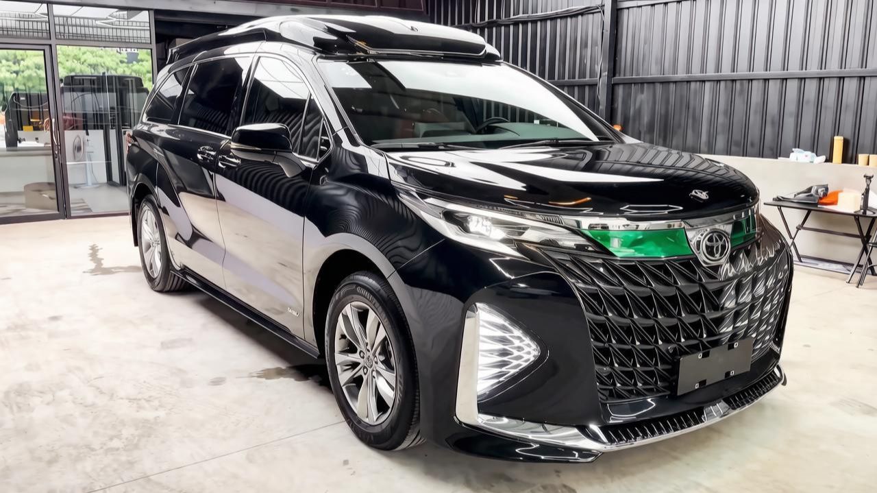 Toyota Sienna 2026 года в специальном исполнении. Обзор автомобилей