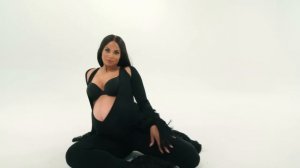 How_We_Roll_Remix_-_Ciara_Lil_Wayne_Chris_Brown_Visualizer-[loS0HKch6Rc].mp4