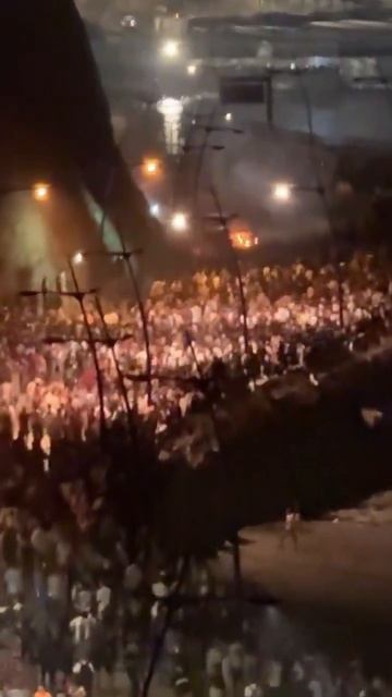 Что творится в Испании 😨 мигранты атакуют  остров