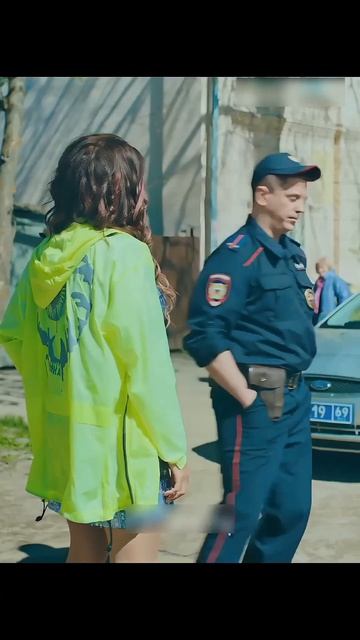 Зачем приехала ? #фильмы #кино #сериалы