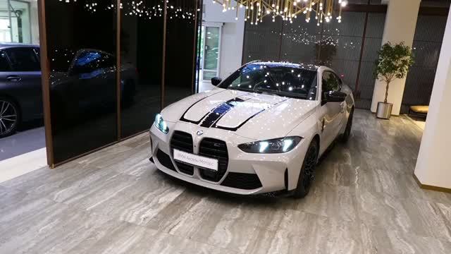 BMW M4 2024 год.