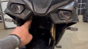 Suzuki GSX-S 1000 GT - тюнинг фар, установка линз