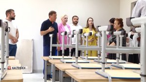 Заур Аскендеров осмотрел проведённый капитальный ремонт в  6-ой школе г.Каспийска