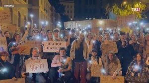 «Картонный» Майдан переместился под стены Рады