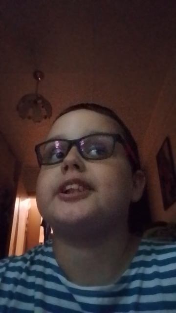 😐
