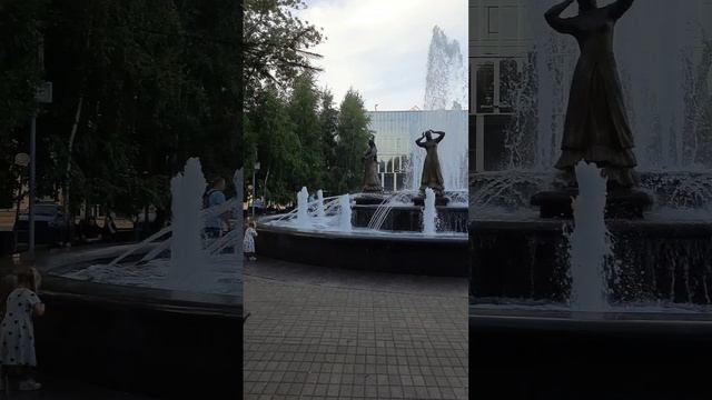 Вечерняя прогулка к фонтану. Уфа