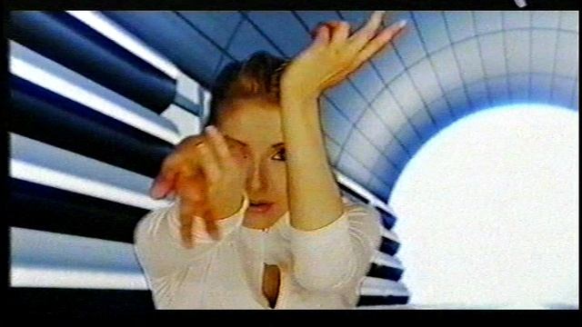 Commander Tom - Attention