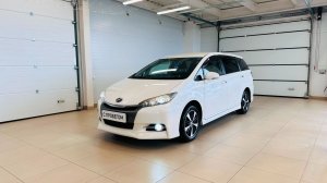 Toyota Wish 2013 год