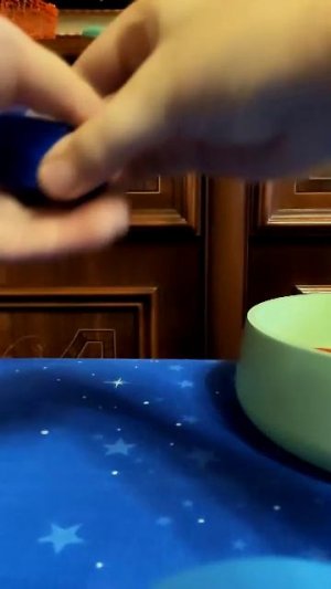 найди одинаковую крышку
