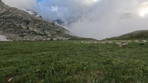 Поляна эдельвейсов. Вид на Далар.