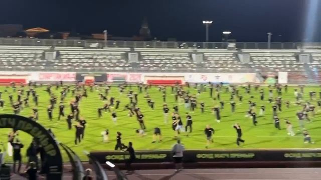 😳 Мировой рекорд по брейкингу пал в Поволжье   Вчера Казань ушла в отрыв. 430 человек одновременно