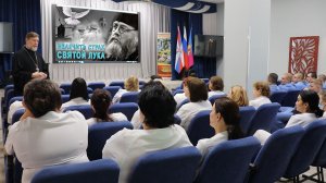 В Краснодарском госпитале состоялся кинопоказ фильма о святителе Луке Крымском