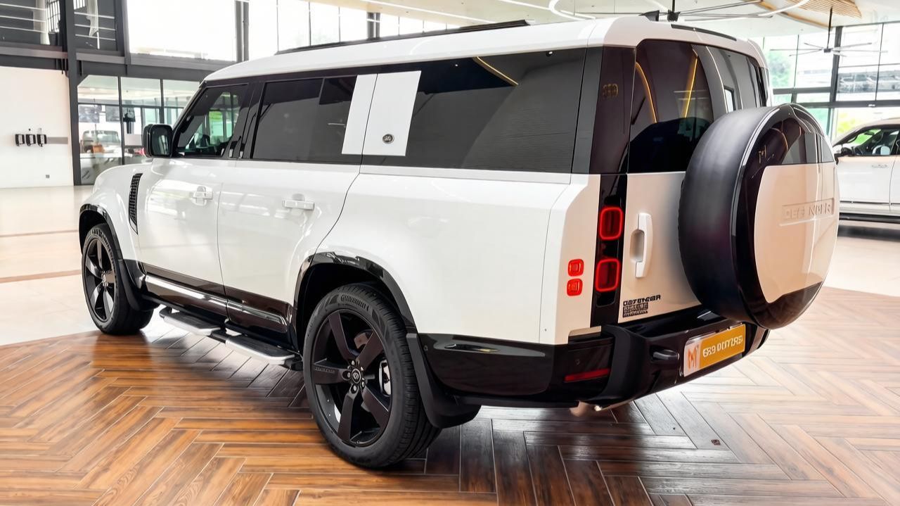 Land Rover Defender 130 роскошный внедорожник в белом цвете! Обзор автомобилей
