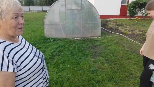 Жарю картошку  Дима приехал    я в баню 