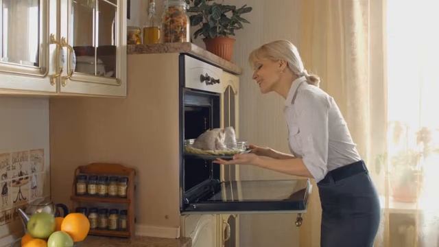 «Обжорка» — рекламный ролик майонеза