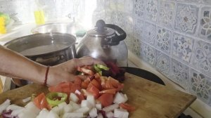 тепереча точно пирок с кортошкай и копчёной грудкой и борщ